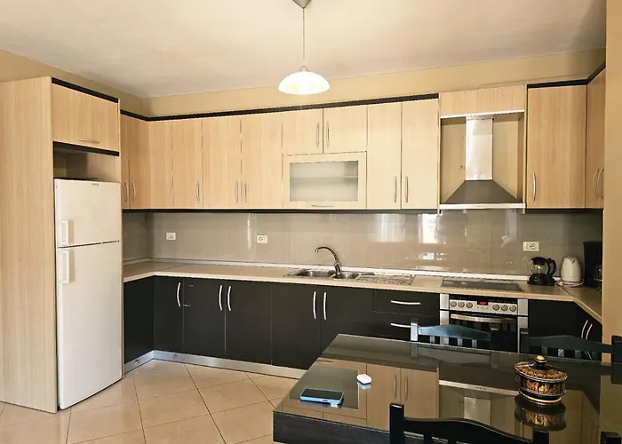 Sion Sarande Apartments